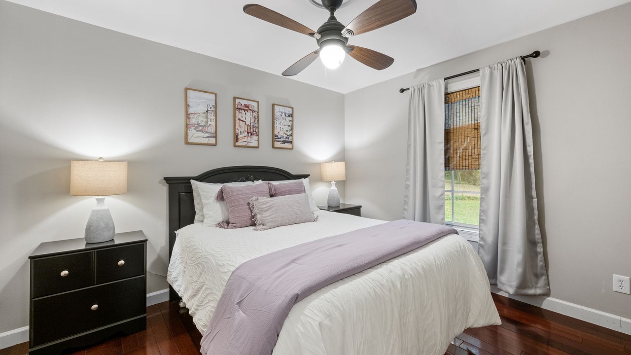 Photo of Bedroom in Daphne