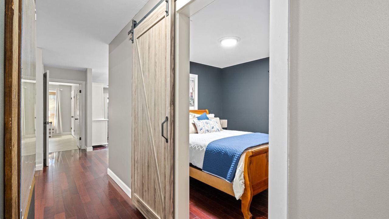 Photo of Bedroom in Daphne