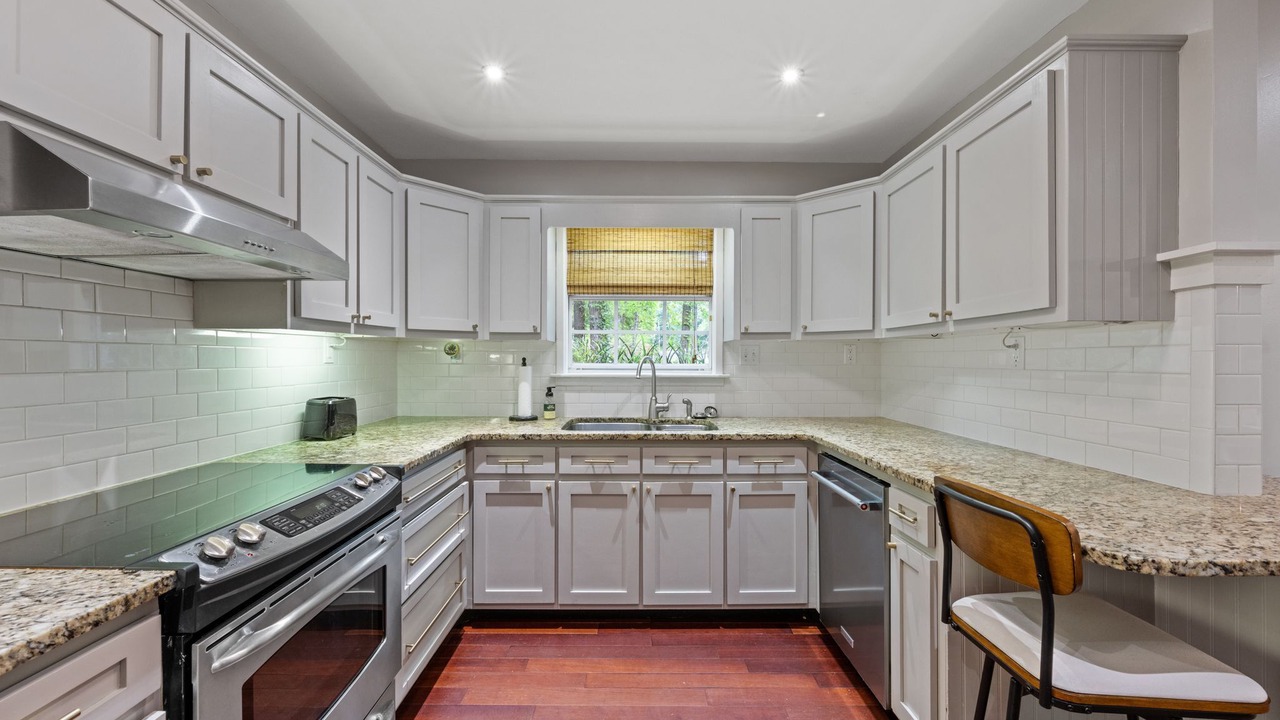 Photo of Kitchen in Daphne