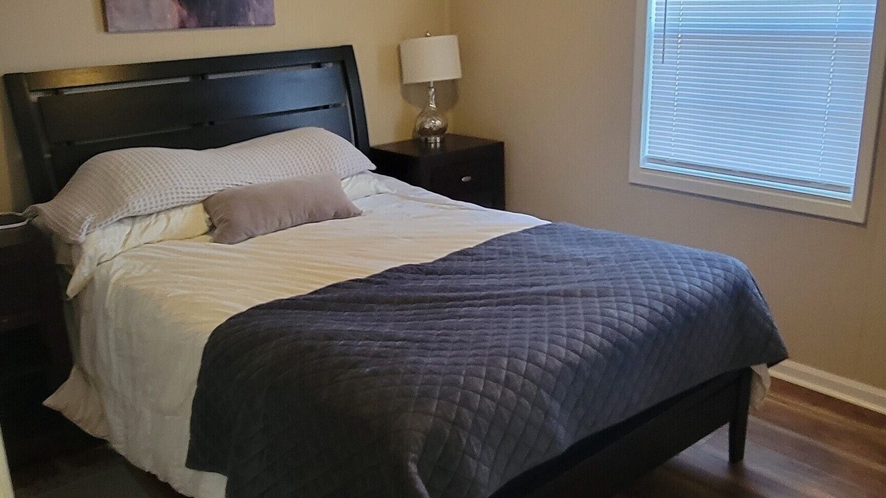 Photo of Bedroom in Midland City
