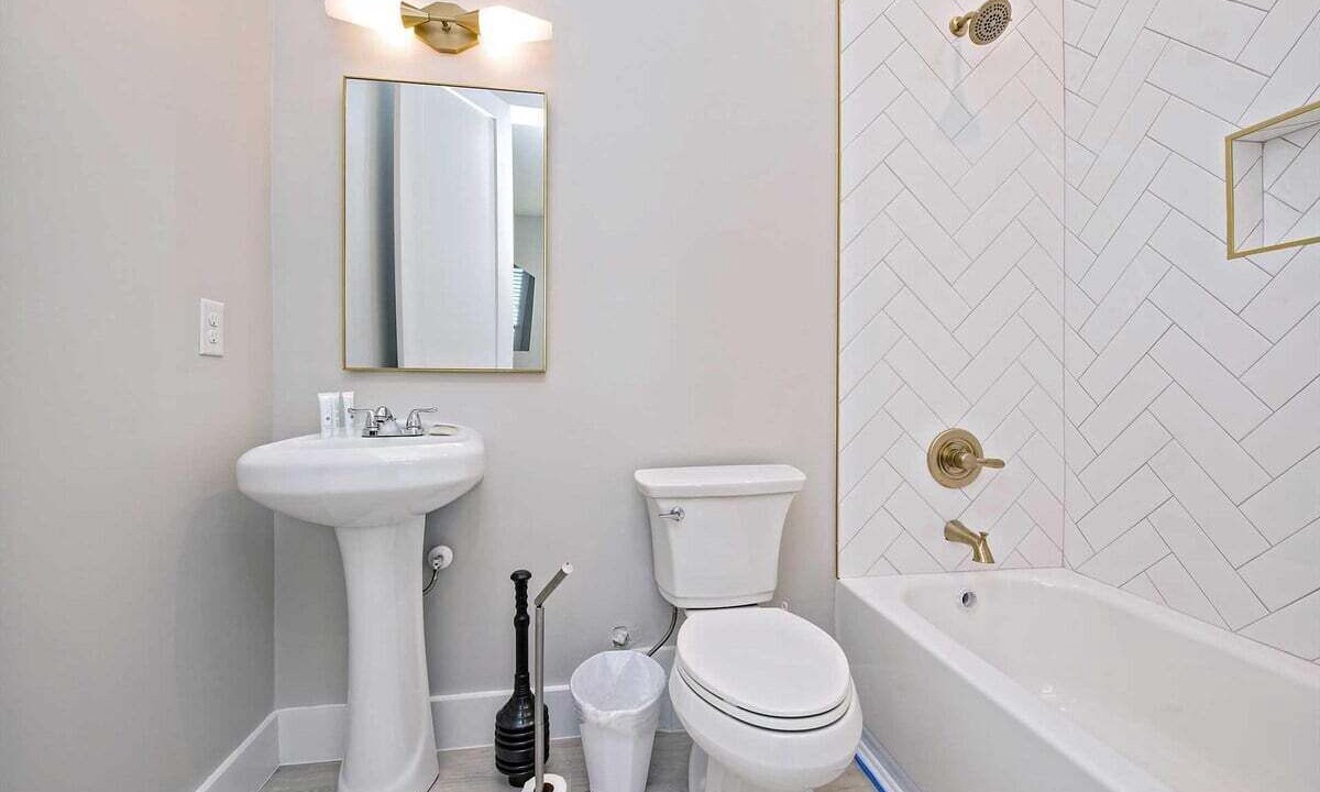 Photo of Bathroom in Southpointe