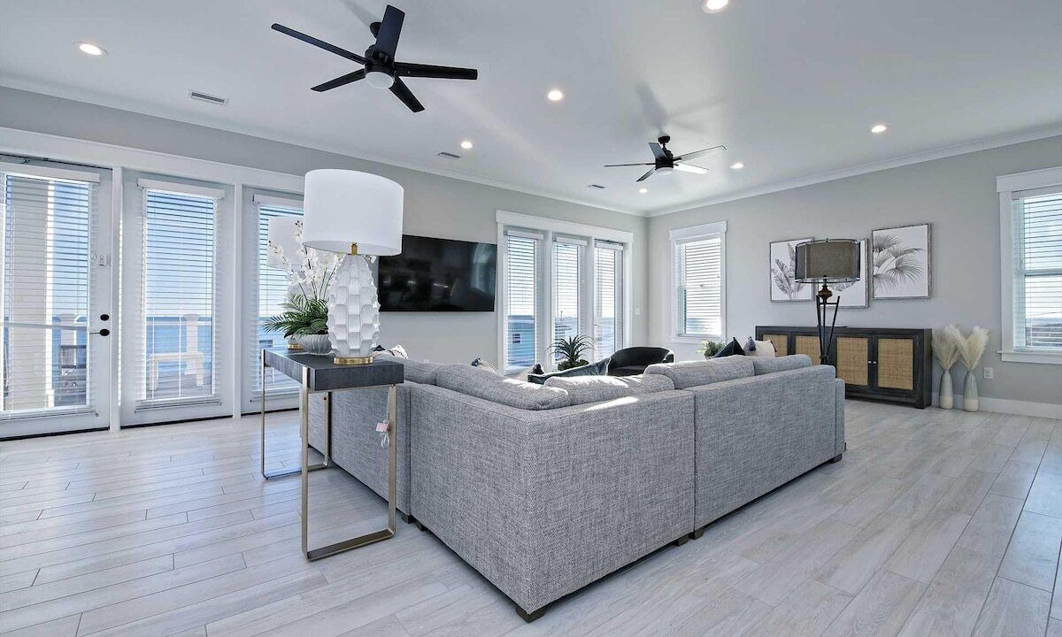Photo of Livingroom in Southpointe
