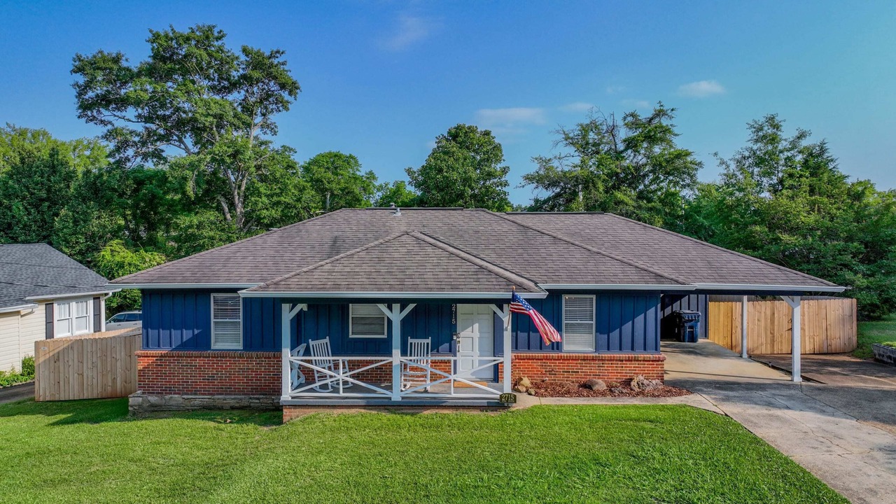 Photo of Outdoor in Northport