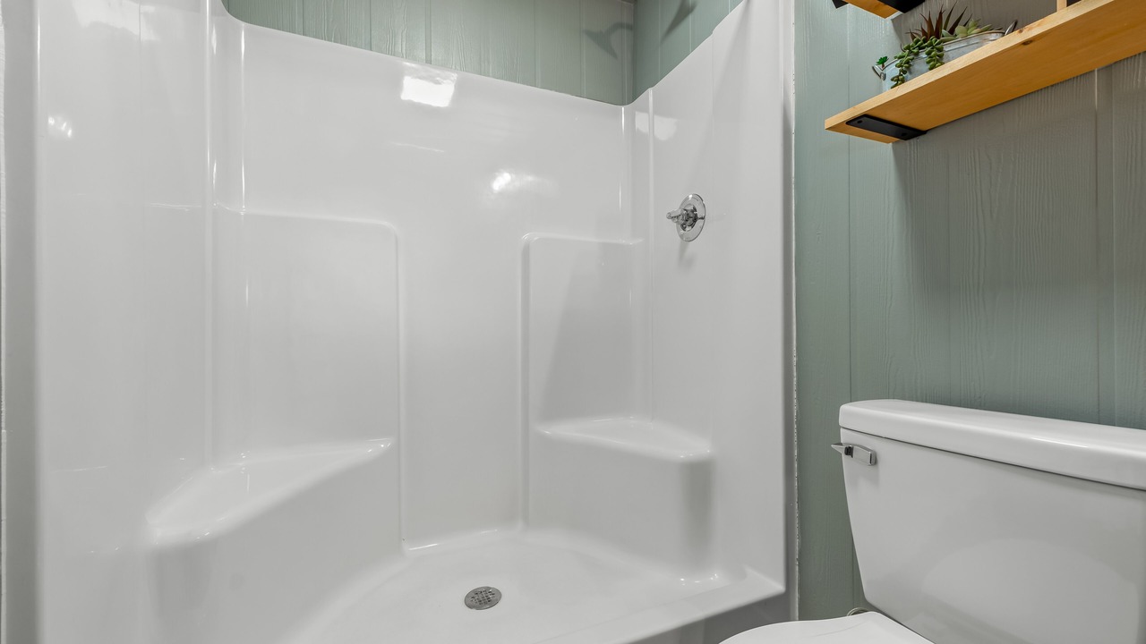 Photo of Bathroom in Groveoak