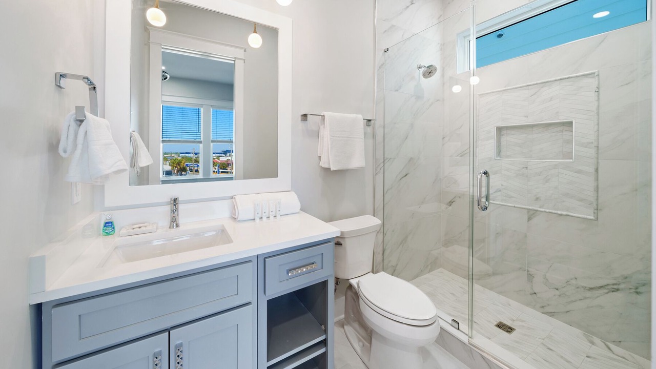 Photo of Bedroom in Lower Grand Lagoon