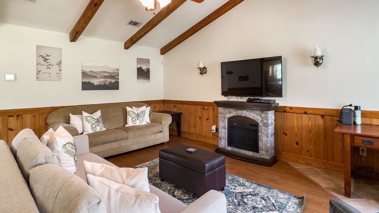 Photo of Livingroom in Pensacola
