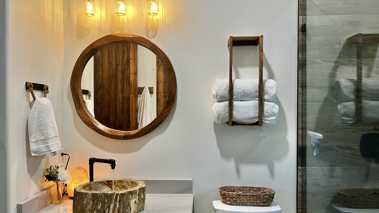 Photo of Bathroom in Double Springs