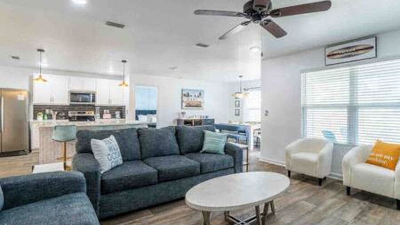 Photo of Bedroom in Foley