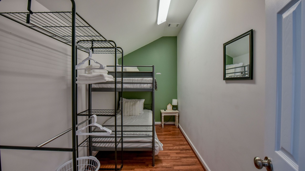 Photo of Bedroom in Tuscaloosa