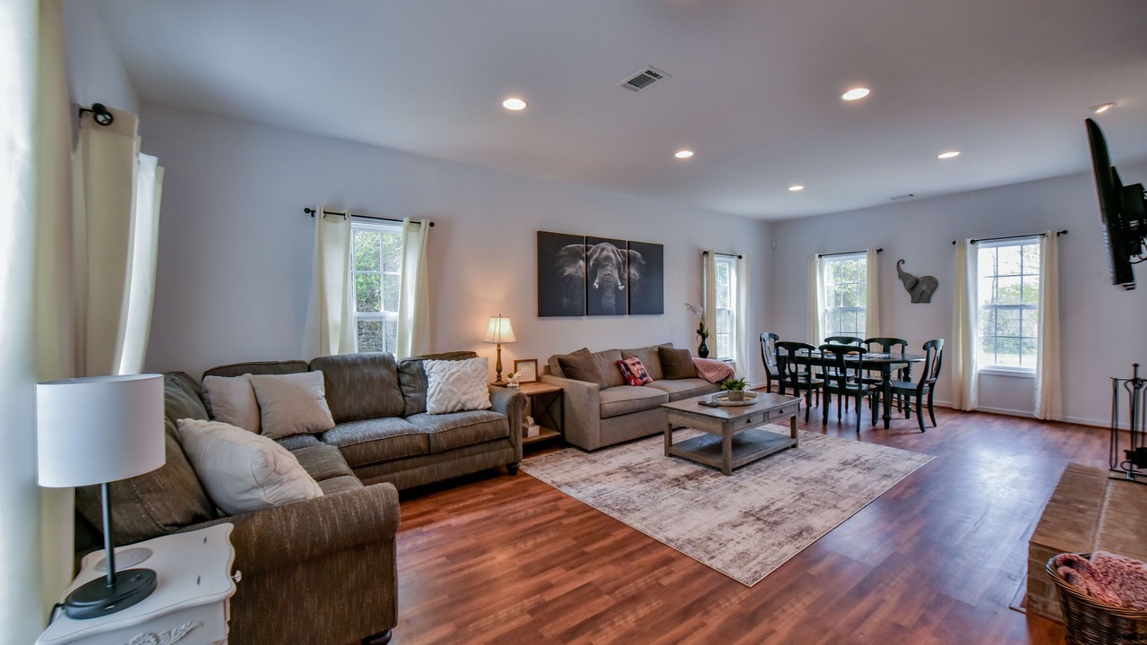 Photo of Livingroom in Tuscaloosa