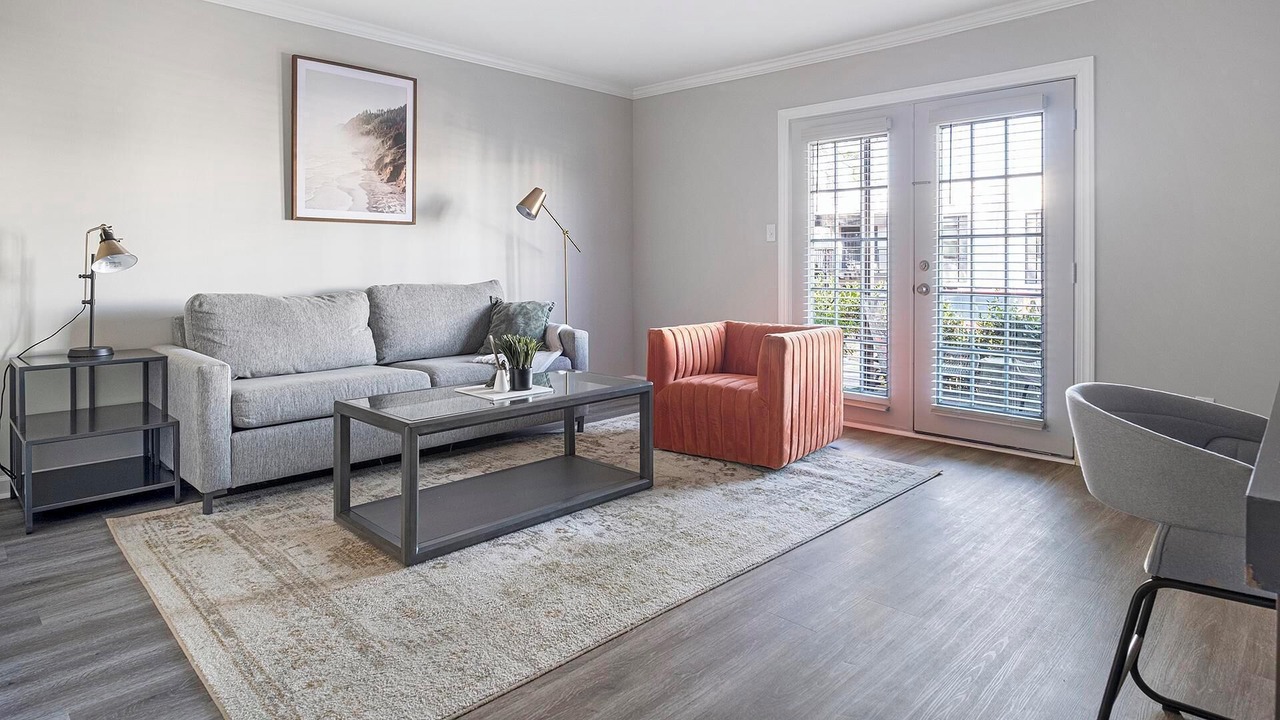 Photo of Livingroom in Homewood