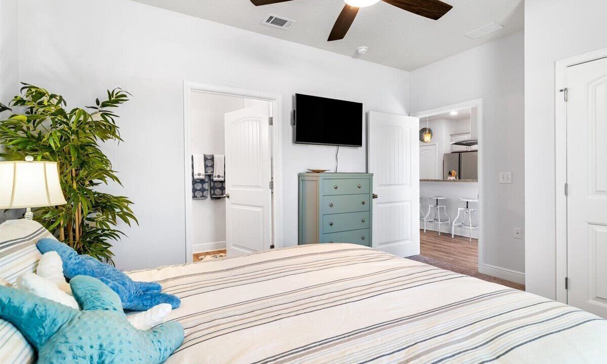 Photo of Bedroom in Ono Island