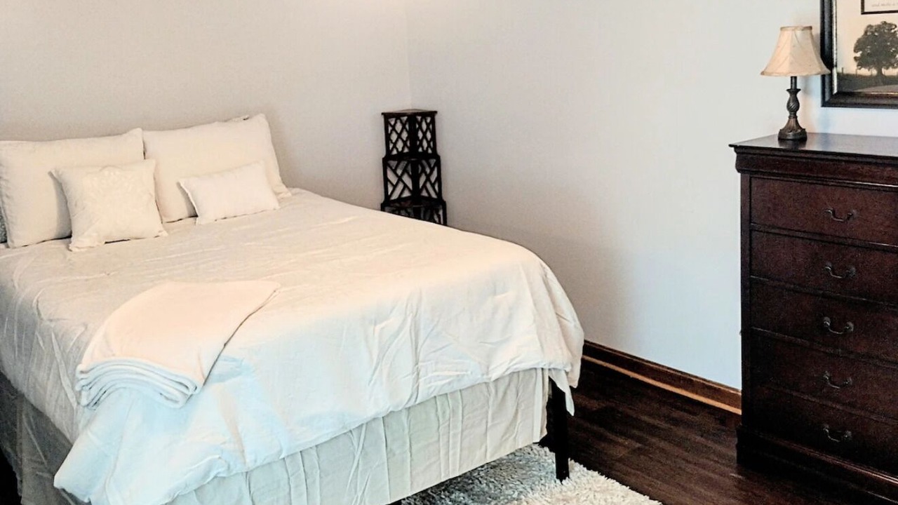 Photo of Bedroom in Killen