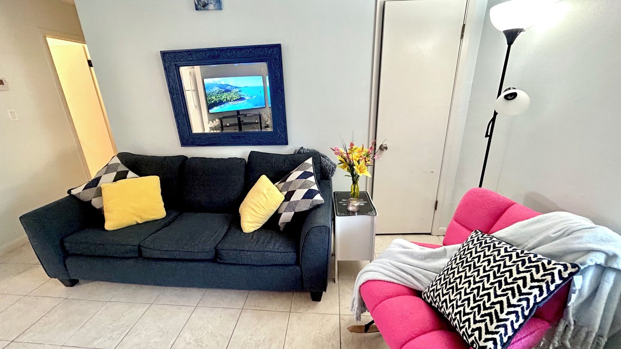 Photo of Livingroom in Northeast Pensacola