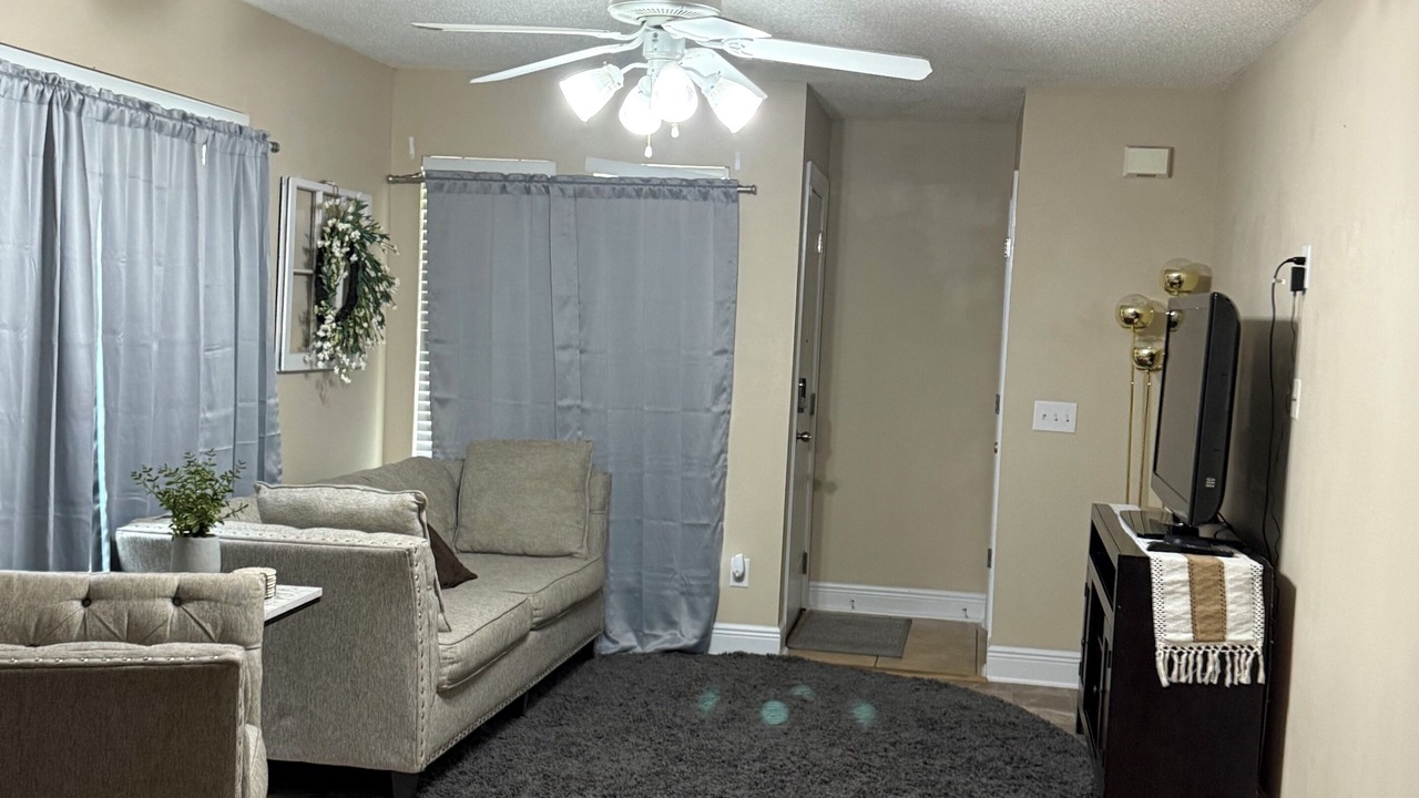 Photo of Livingroom in Florida Panhandle