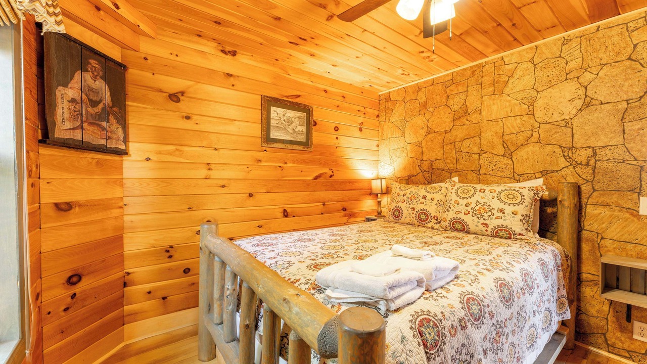 Photo of Bedroom in Bryant