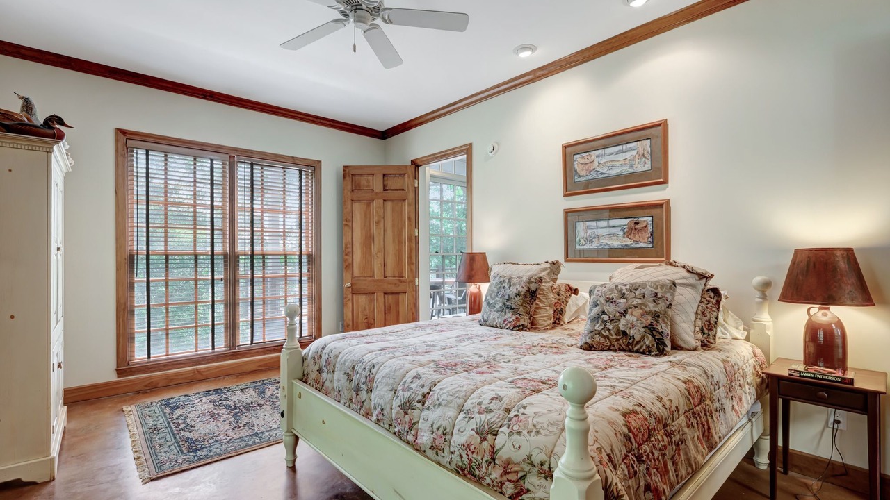 Photo of Bedroom in Arley