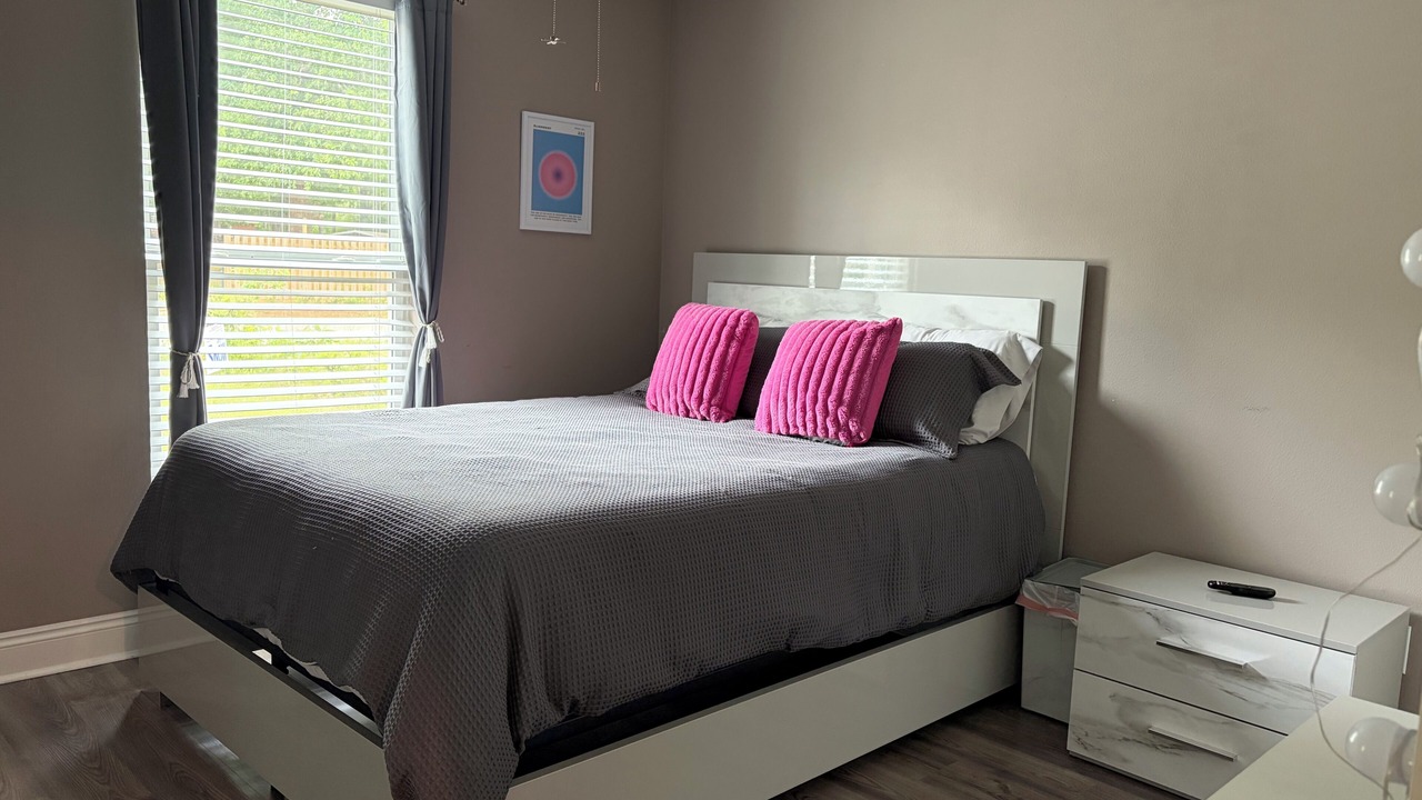 Photo of Bedroom in Milton