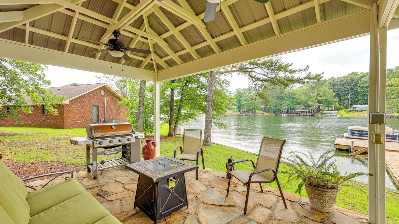 Photo of Outdoor in Eclectic