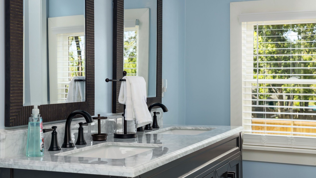 Photo of Bathroom in Forest Park