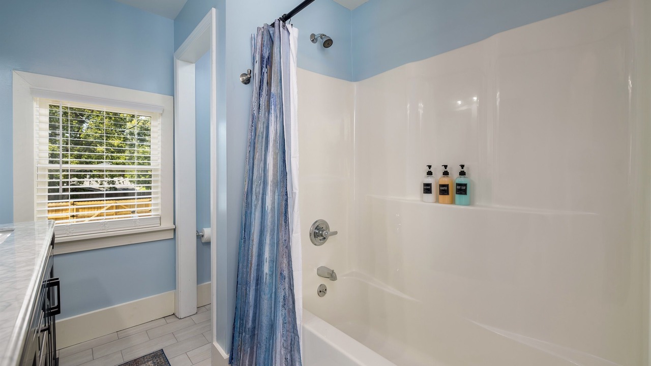 Photo of Bathroom in Forest Park