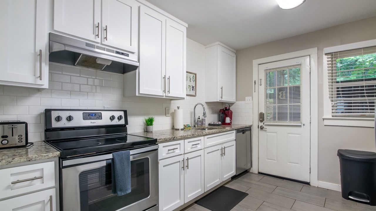 Photo of Kitchen in Five Points South