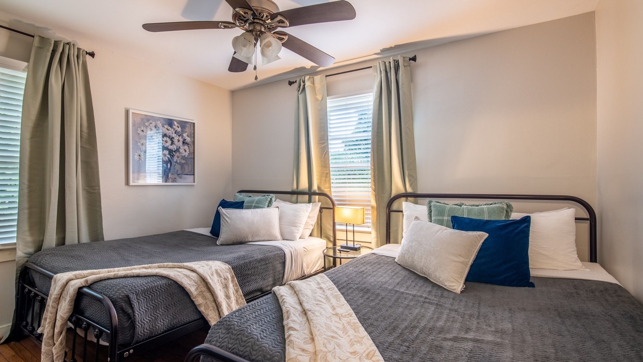 Photo of Bedroom in Five Points South