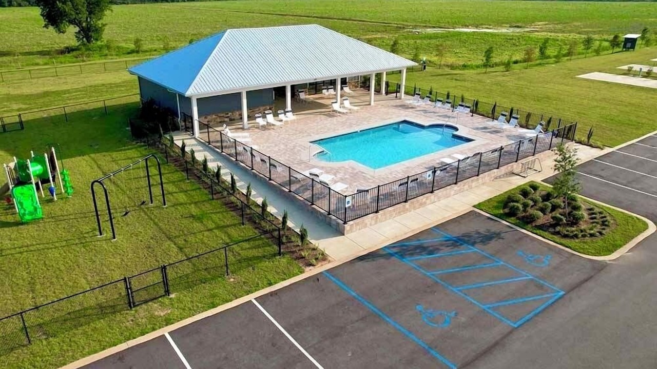 Photo of Outdoor in Foley