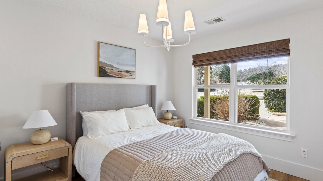 Photo of Bedroom in Alexander City
