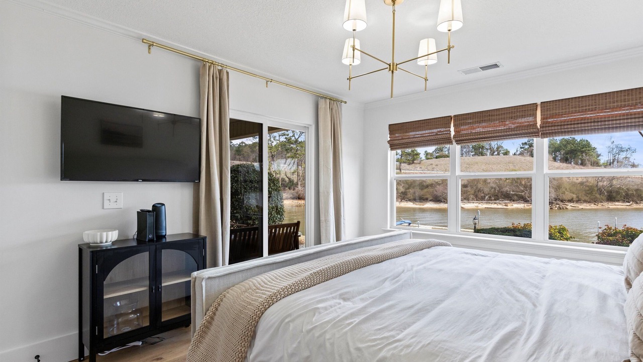 Photo of Bedroom in Alexander City