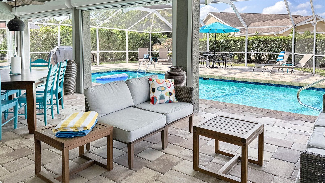 Photo of Outdoor in Crown Pointe