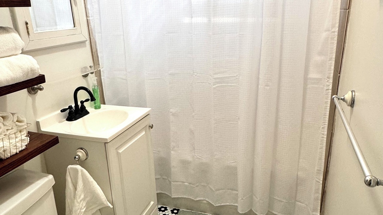Photo of Bathroom in Selma
