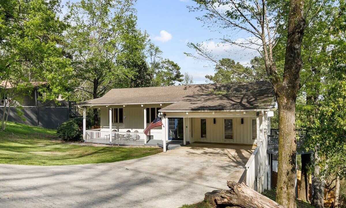 Photo of Outdoor in Crestline Heights