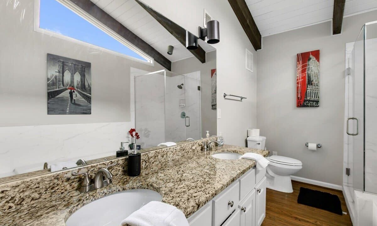 Photo of Bathroom in Crestline Heights