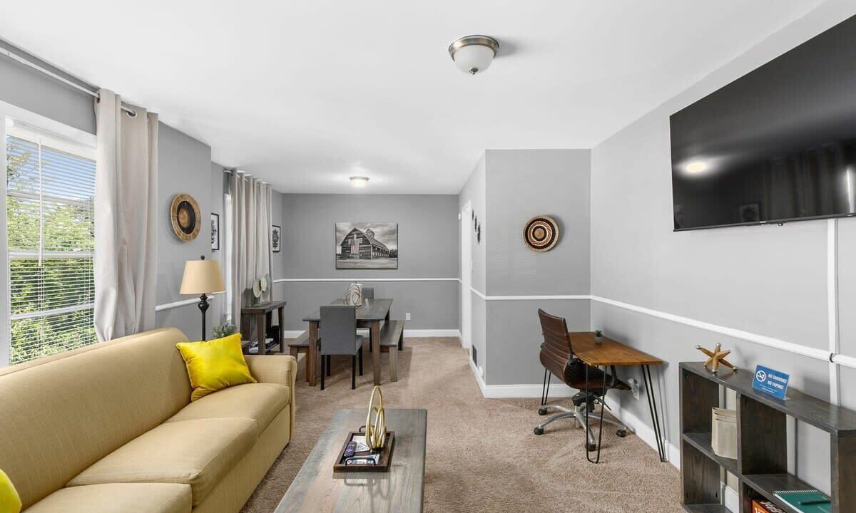 Photo of Livingroom in New Castle