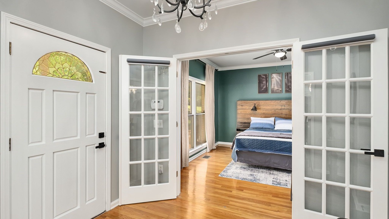 Photo of Bedroom in Crane Hill