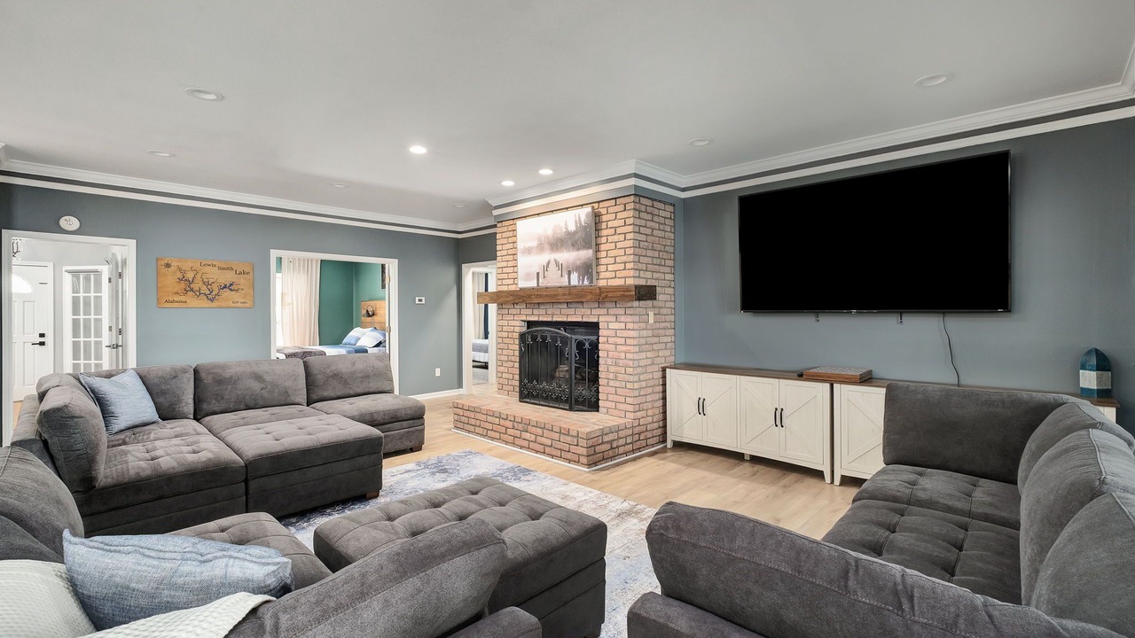 Photo of Livingroom in Crane Hill