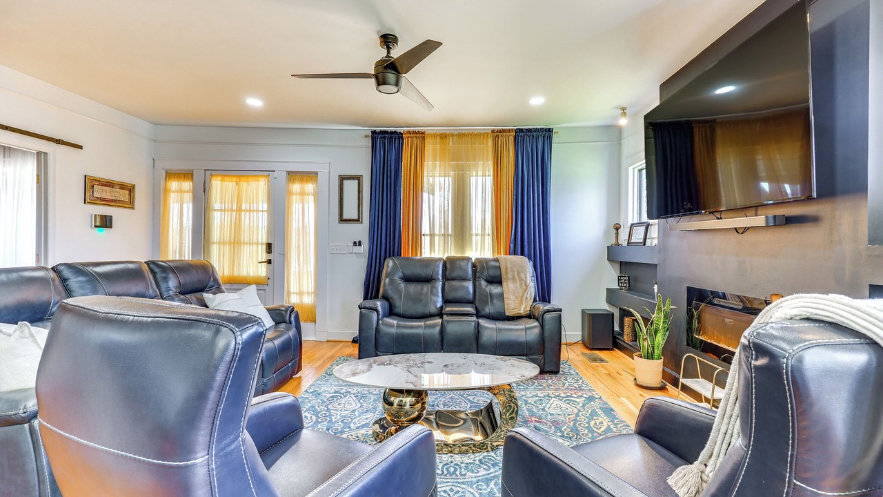 Photo of Livingroom in Norwood