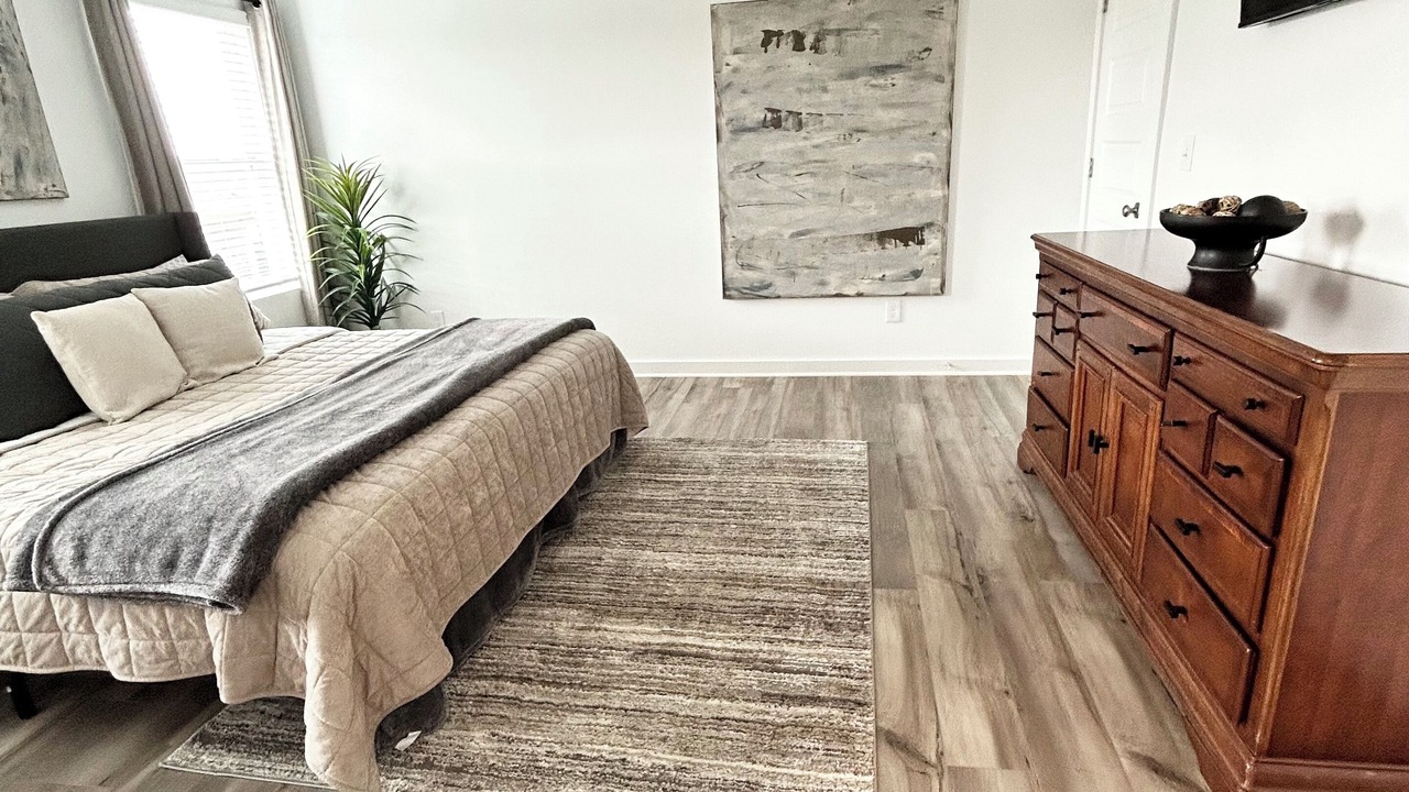 Photo of Bedroom in Normal