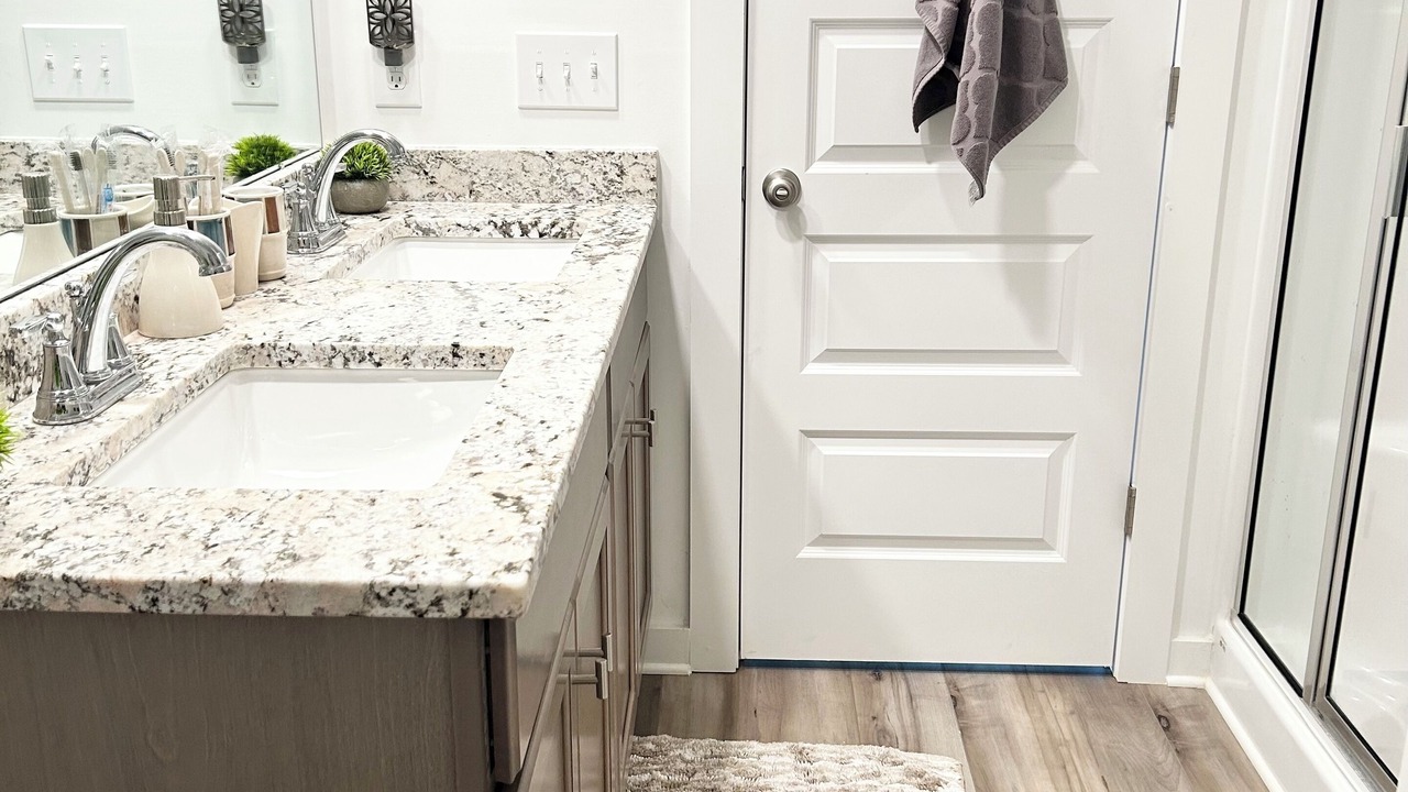Photo of Bathroom in Normal