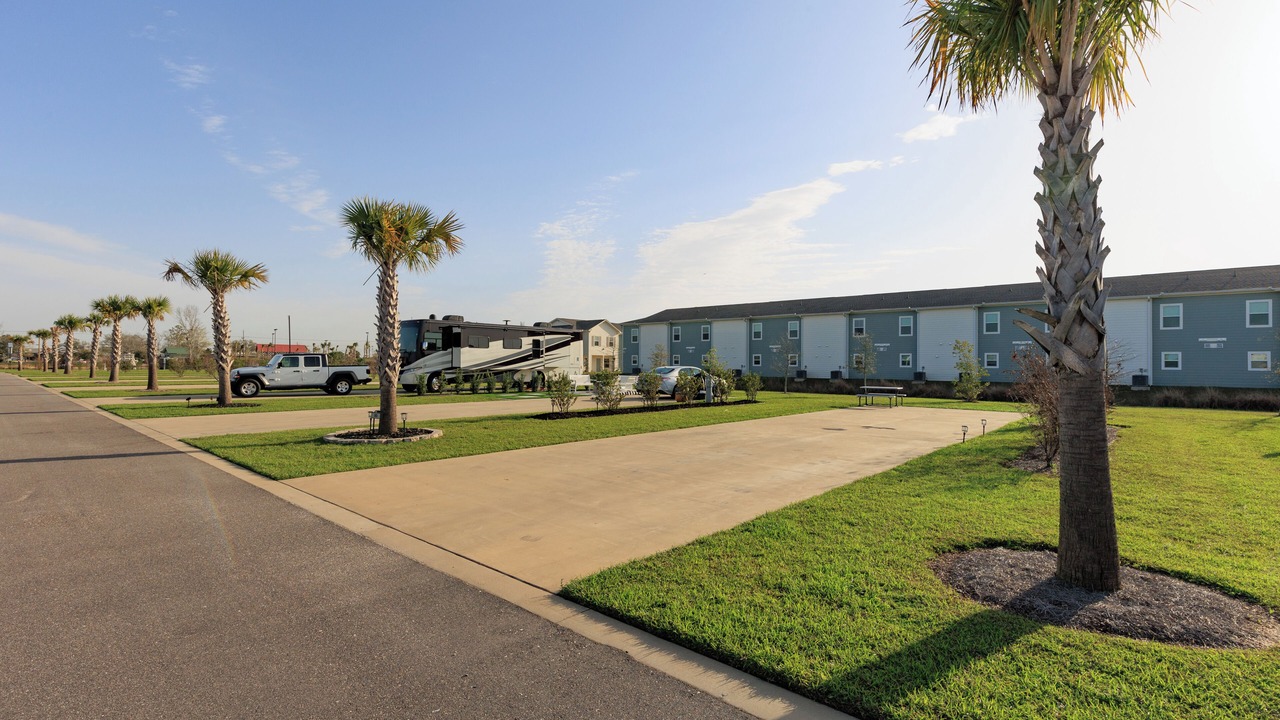 Photo of Outdoor in Foley