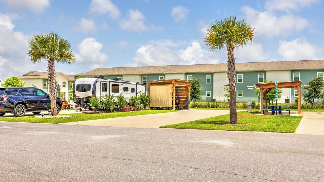 Photo of Outdoor in Foley