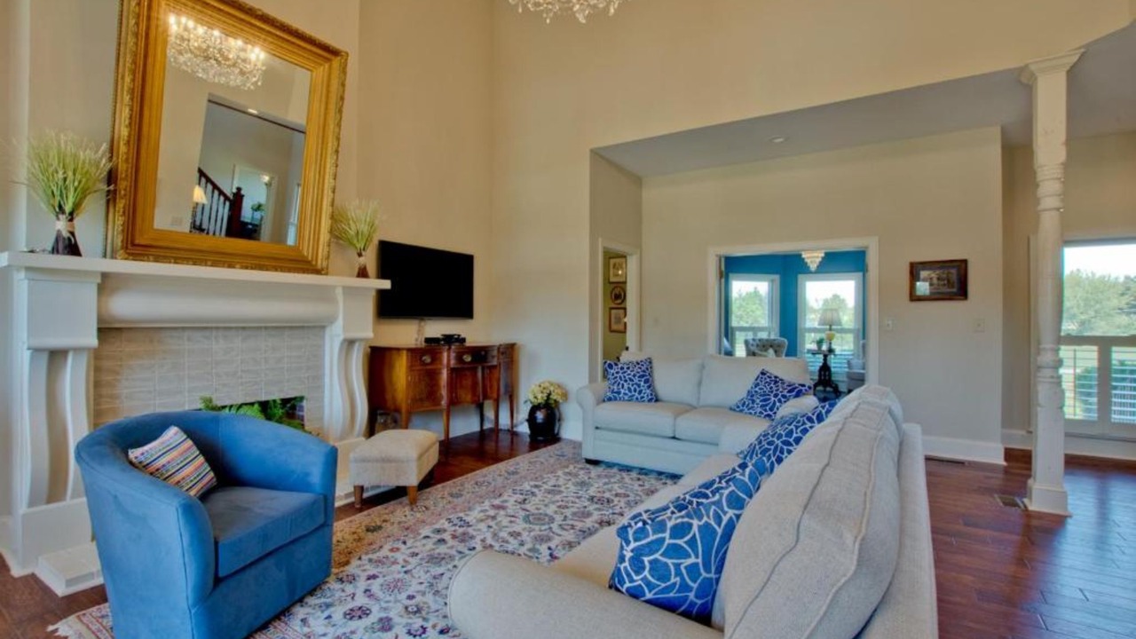 Photo of Livingroom in Madison