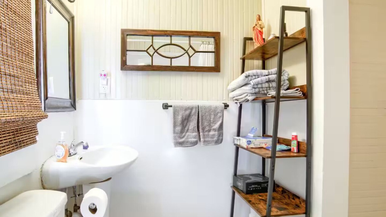 Photo of Bathroom in Mobile