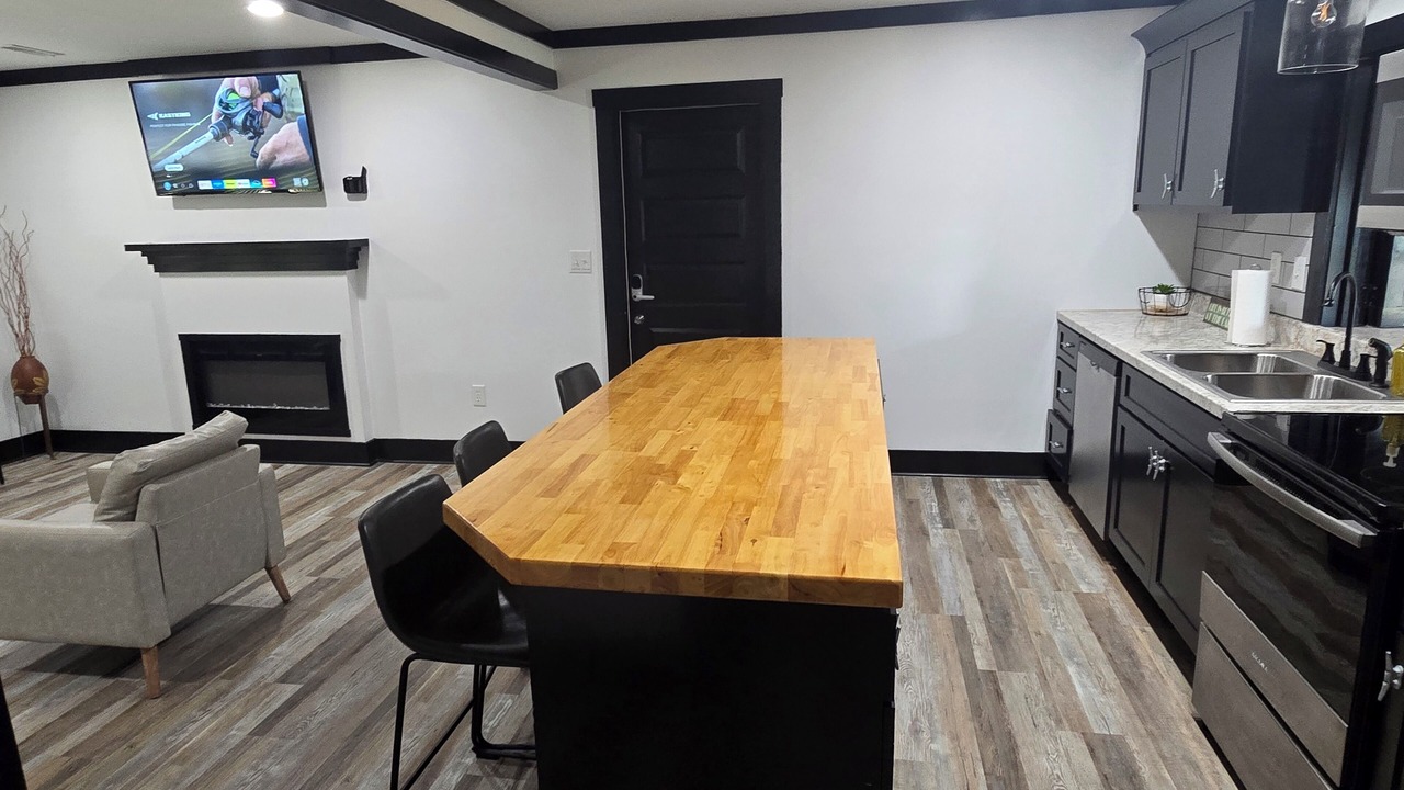 Photo of Kitchen in Guntersville