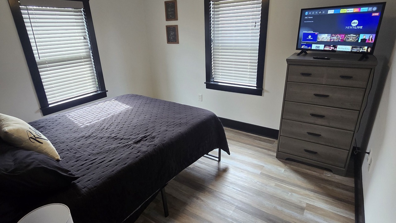Photo of Bedroom in Guntersville