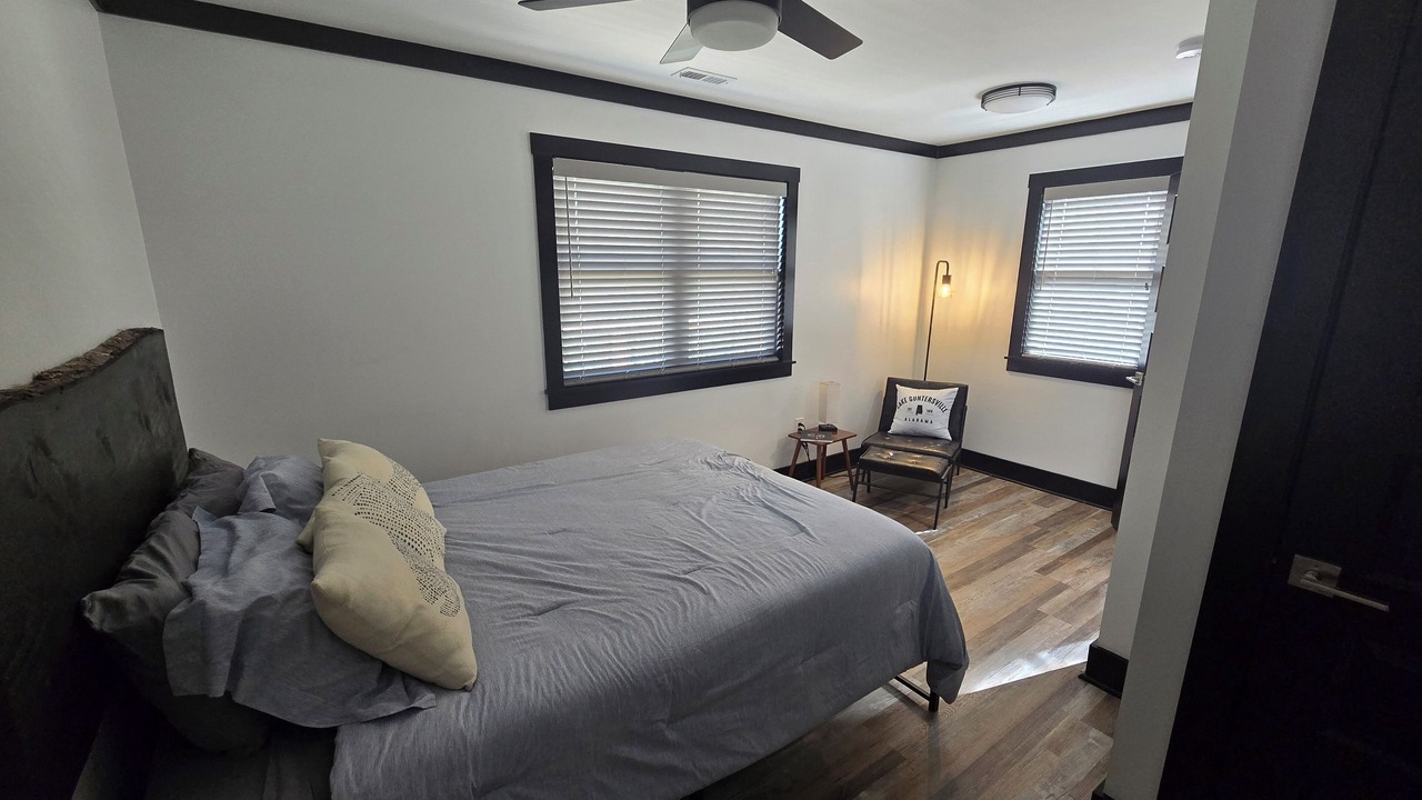 Photo of Bedroom in Guntersville