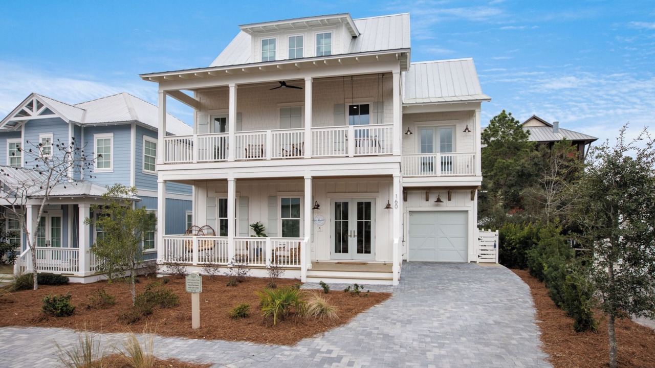 Photo of Outdoor in Lakeside at Blue Mountain Beach