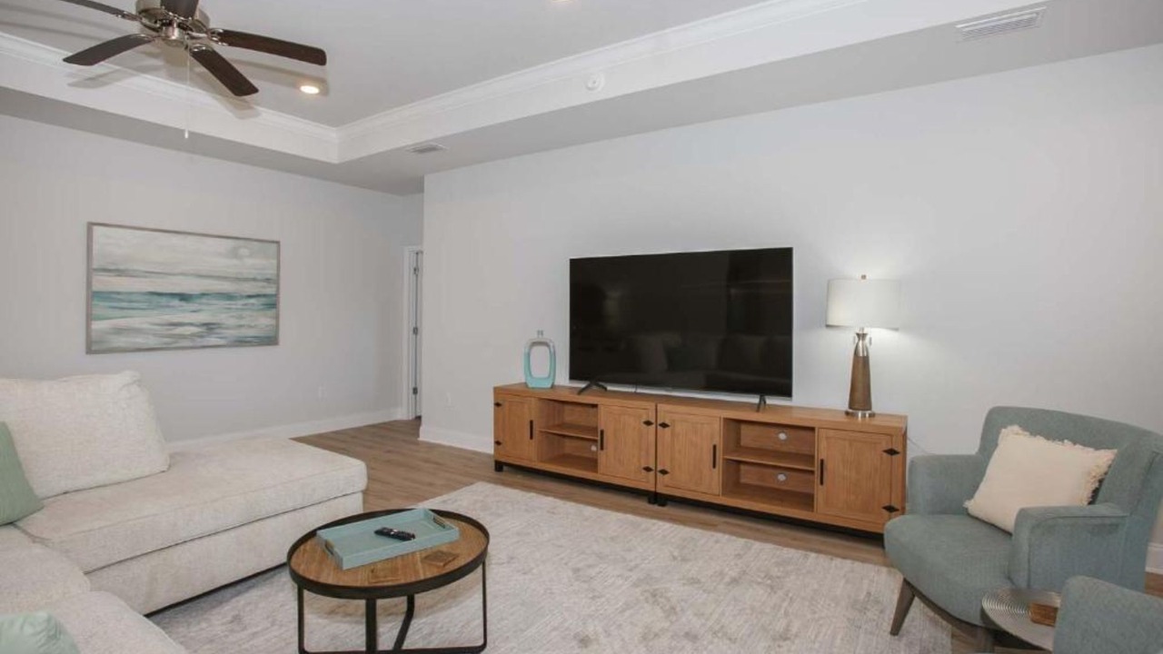 Photo of Livingroom in Foley