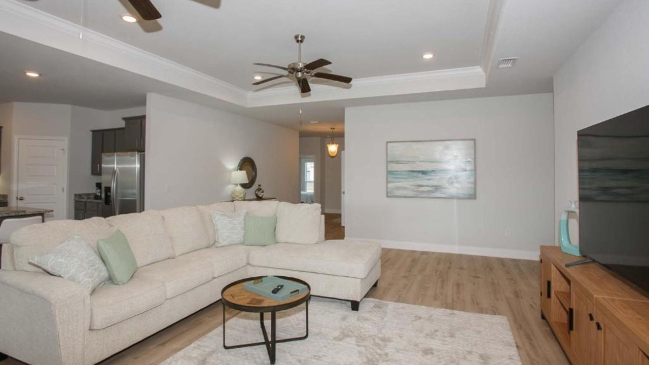 Photo of Livingroom in Foley